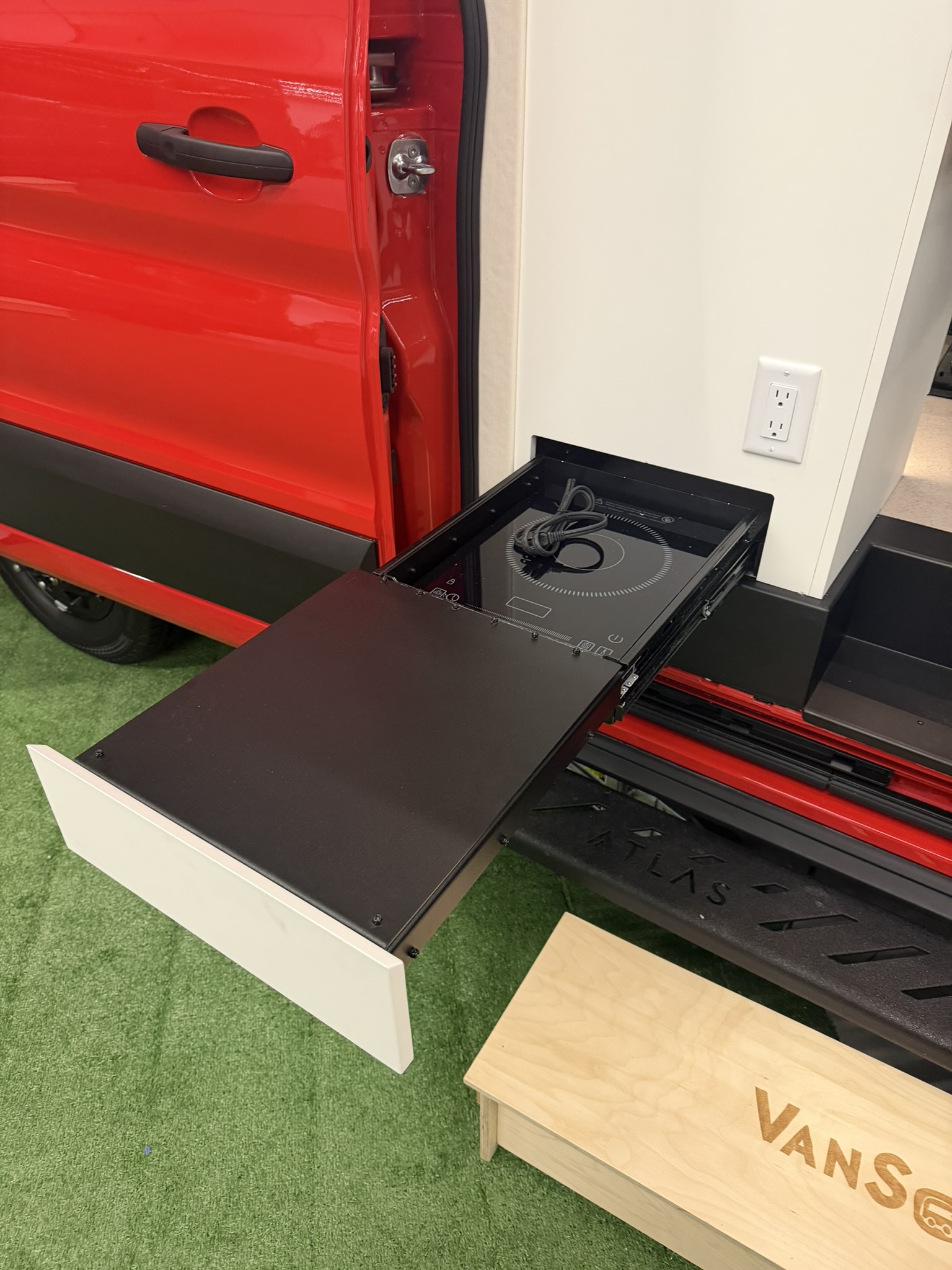 1E3B143E-340A-4F4A-9FE3-B24E168EBC35_1_102_o