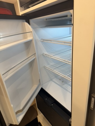 AD03667B-4800-4E42-9E1F-DF9EBF010243_4_5005_c